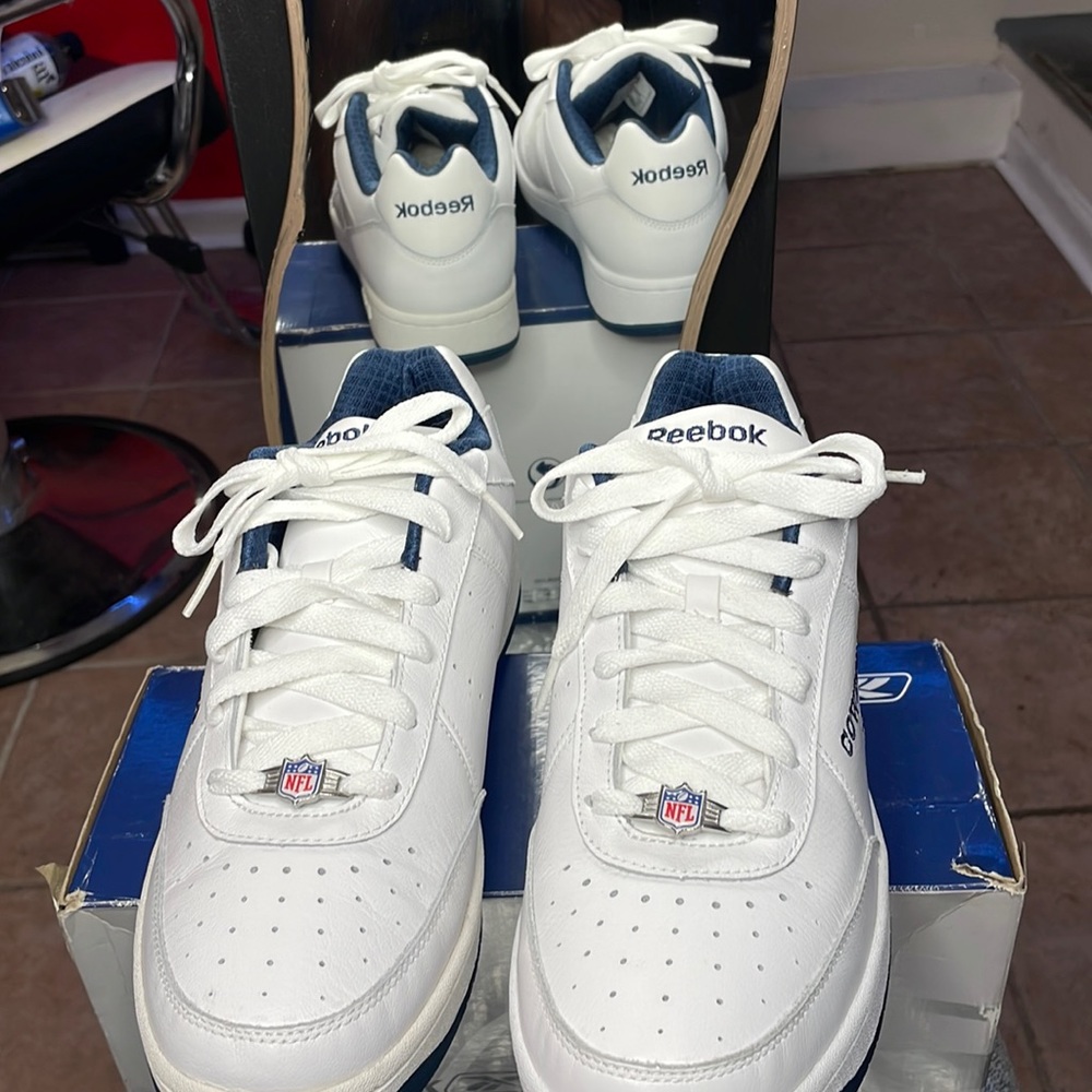 NFL Reebok Cowboys white with blue accents (cowboy words and star)